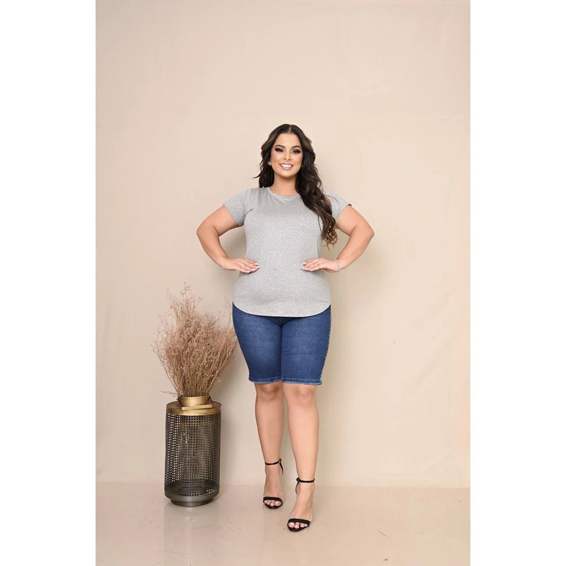 Blusa lisa plus size basica de malha viscolycra